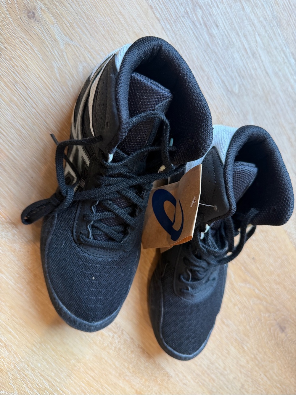 Asics Kids Black and Silver Wrestling Matflex Sneakers